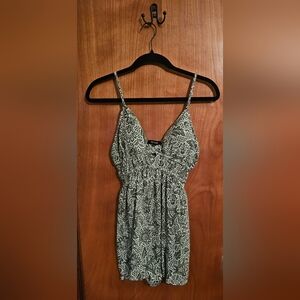 New Look Green & White Floral Playsuit Romper | Spaghetti Strap Summer Jumpsuit